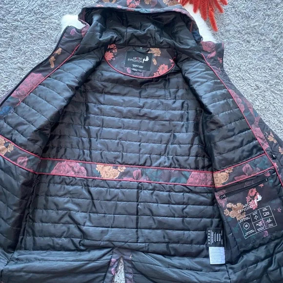 Arctic Expedition Waterproof Parka - Picture 5 of 12